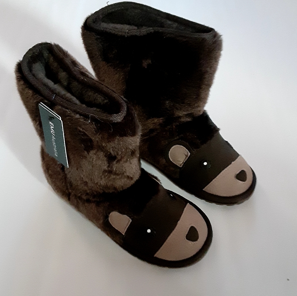 Emu brown bear boots size 4 new